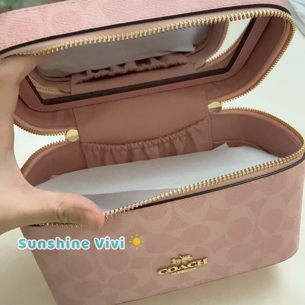 NWT Coach Cosmetic Case In Signature Canvas Powder Pink CEA56 - Picture 8 of 8